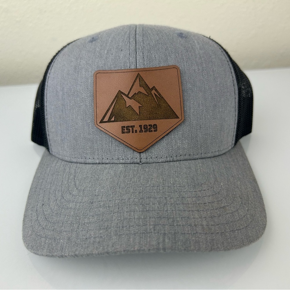 Mountain Leather Patch The Classics Snapback Adju… - image 3
